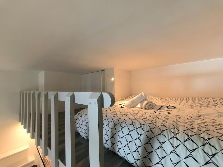 Apartment 2 Pers-proche Des Halles-parking A 300m